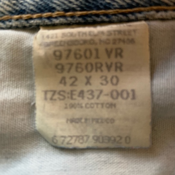 Wrangler 42X30 Mens Blue Jeans Light Wash. Straight Cut. Very Good Condition - Picture 3 of 12